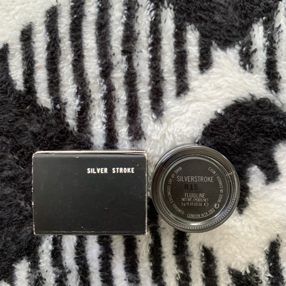 MAC Cosmetics Fluidline Gel eyeliner - Picture 3 of 3